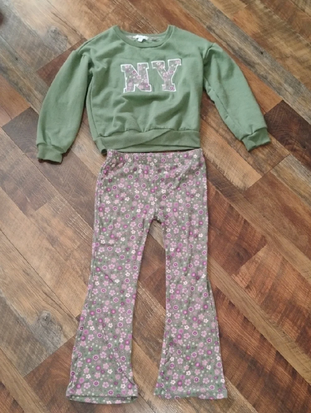 Matching NY Girls Size 7 Outfit - Picture 2 of 8